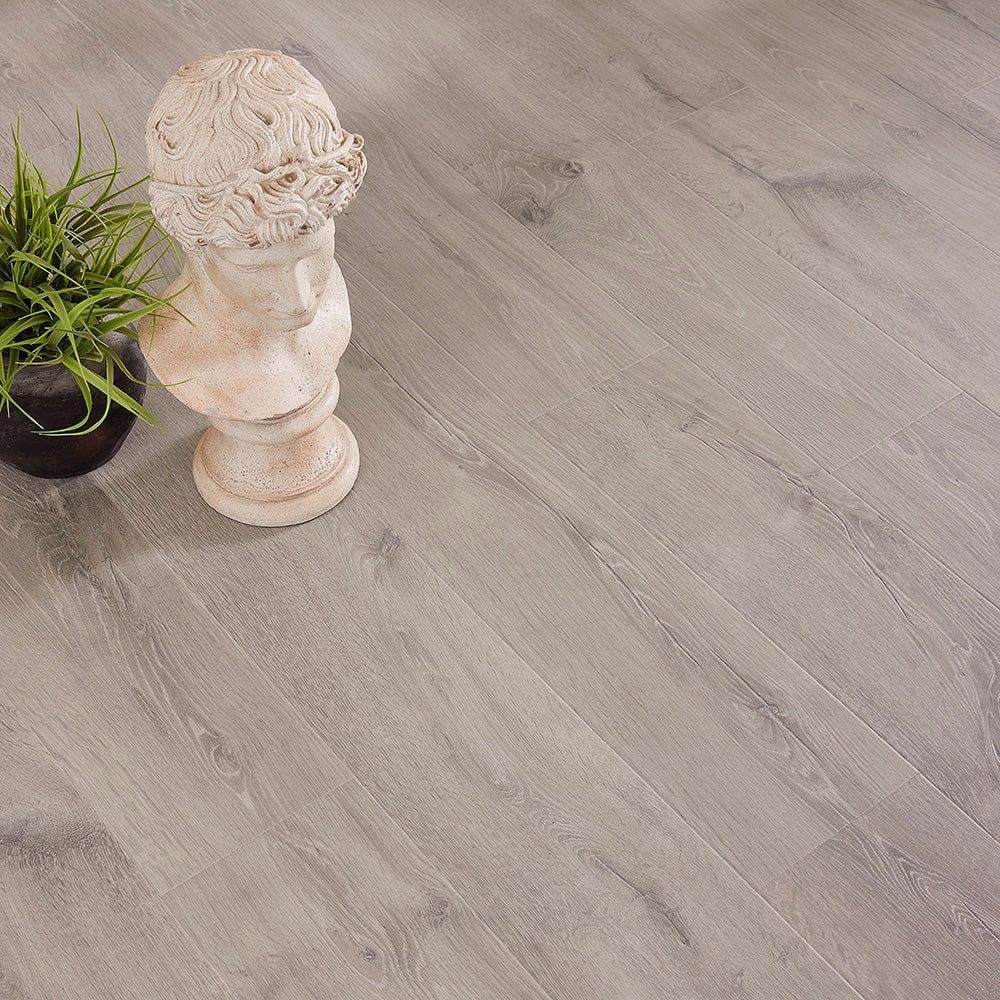 Pergo EverCraft Falls Trail Oak Gray Waterproof Flooring 27-sq ft