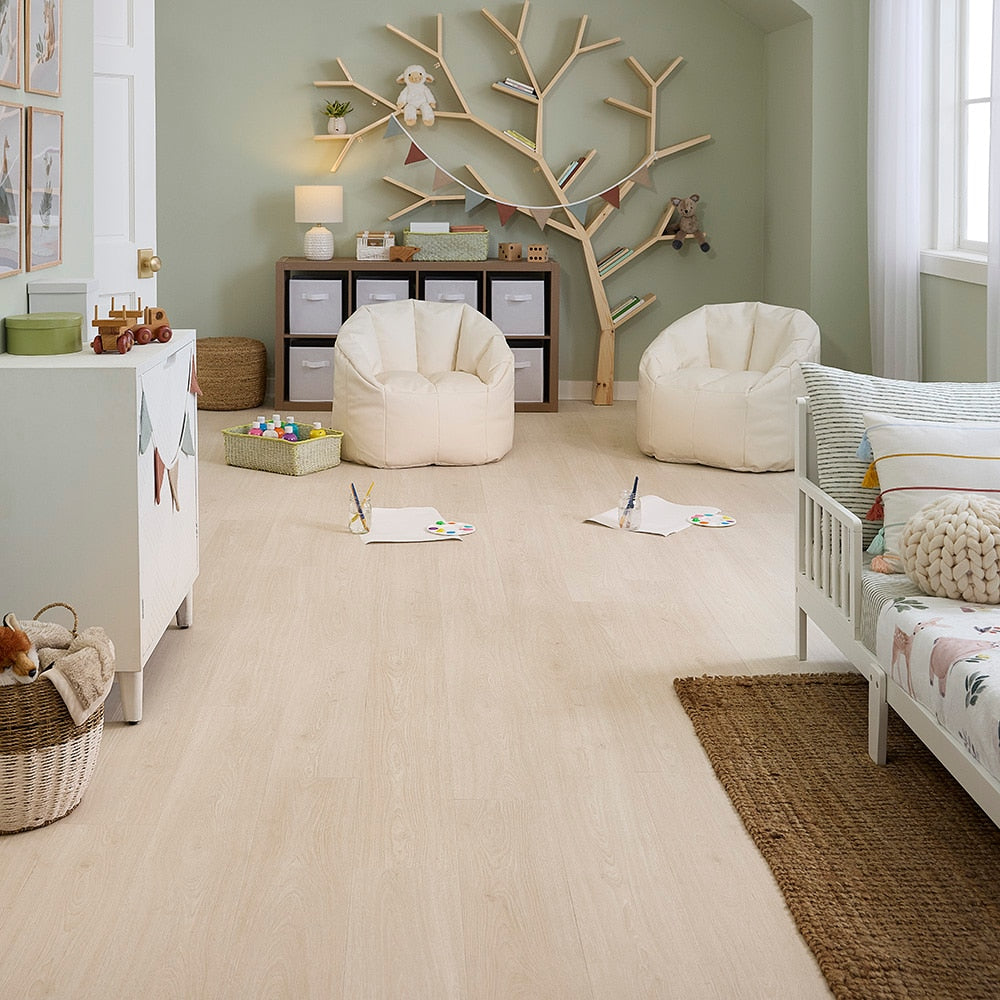 Pergo EverCraft Clearwater Oak Waterproof Hybrid Flooring, 27-sq ft