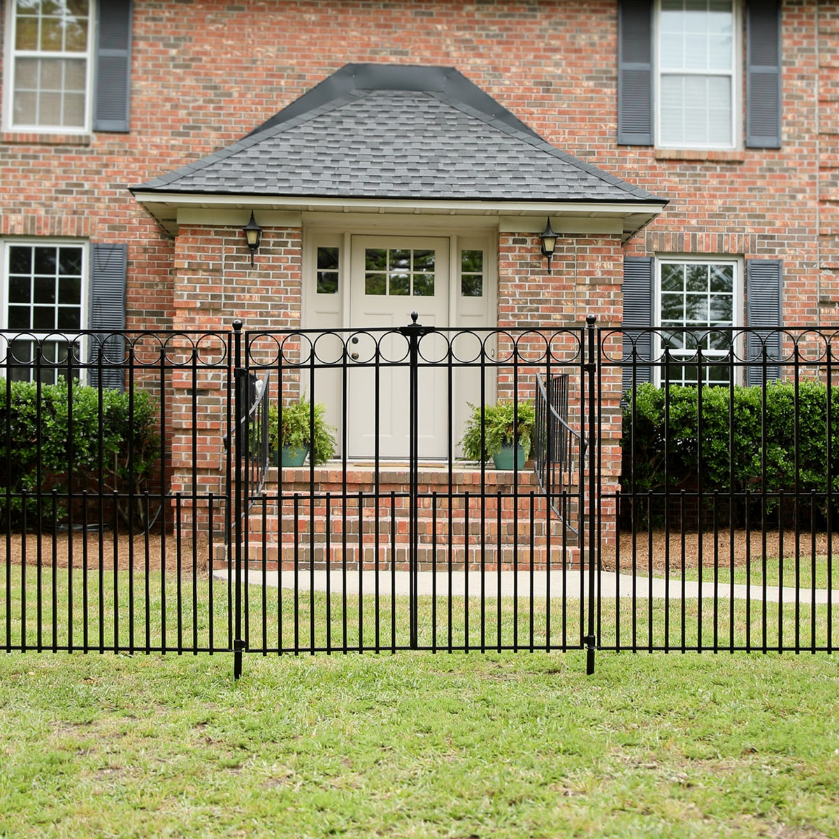YARDLINK Grand Ambrose XL 3-ft H x 4-1/2-ft W Black Powder Coated Steel No Dig Flat-top No Dig Decorative Fence Panel