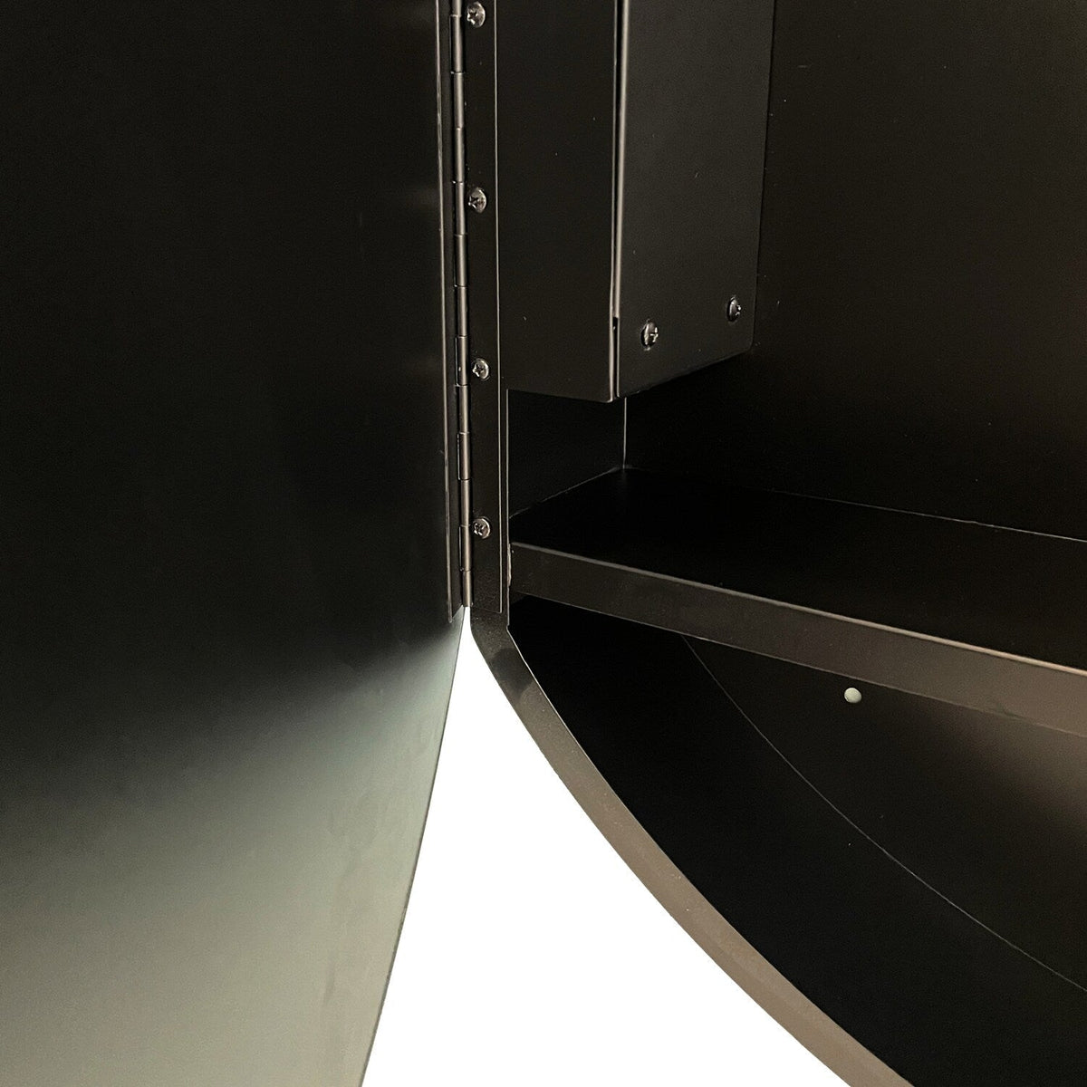 WELLFOR 26-in x 26-in Lighted LED Fog Free Surface Mount Silver Mirrored Round Medicine Cabinet