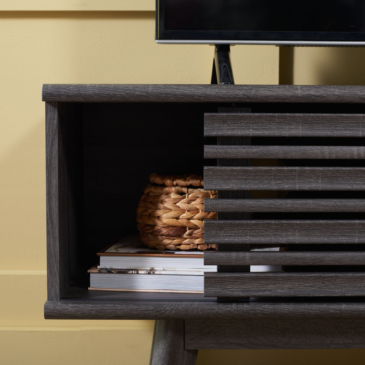 Safavieh Aurelio Distressed Black Casual Mdf Media Cabinet
