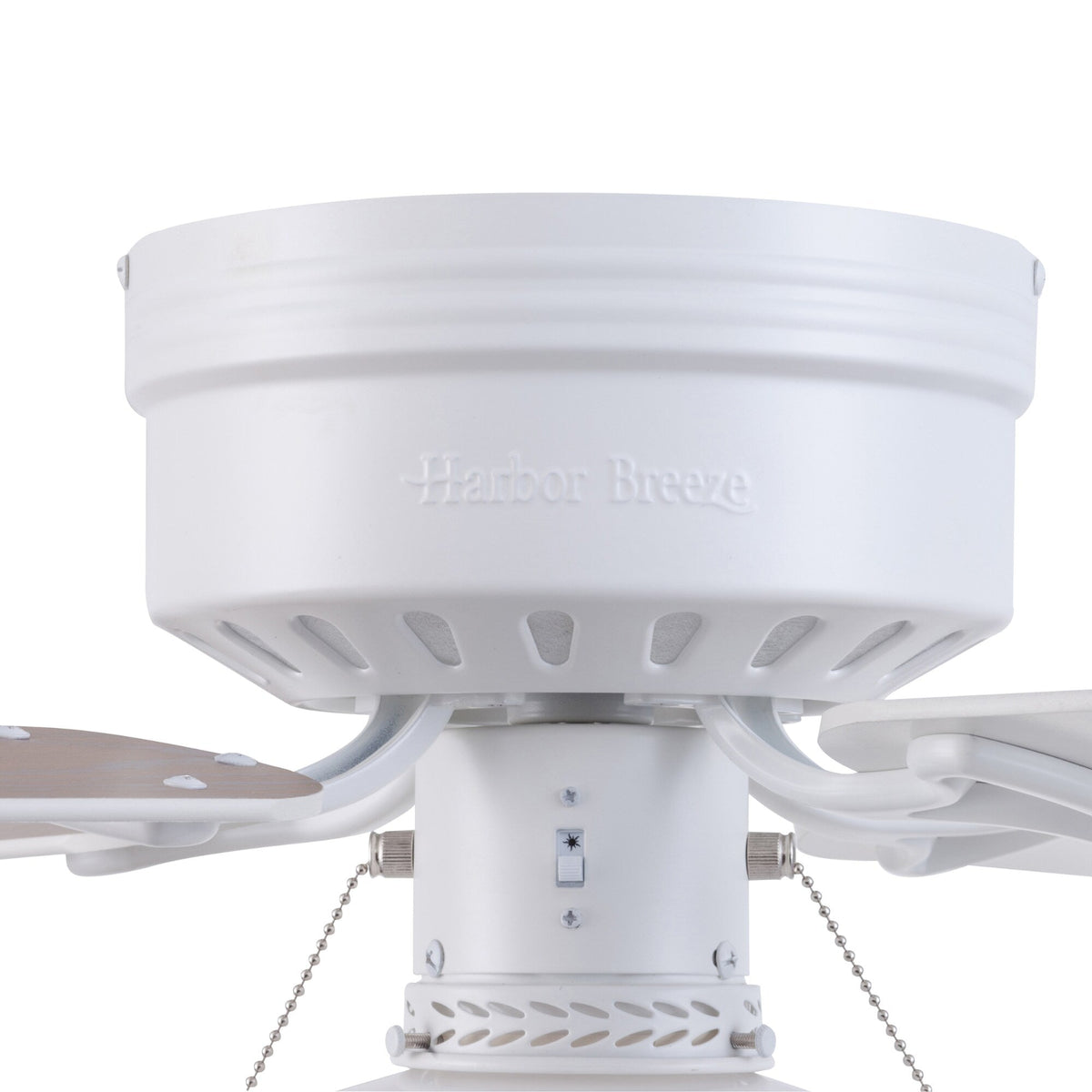 Harbor Breeze Armitage 42-in White LED Indoor Flush Mount Ceiling Fan with Light, 4-Blade