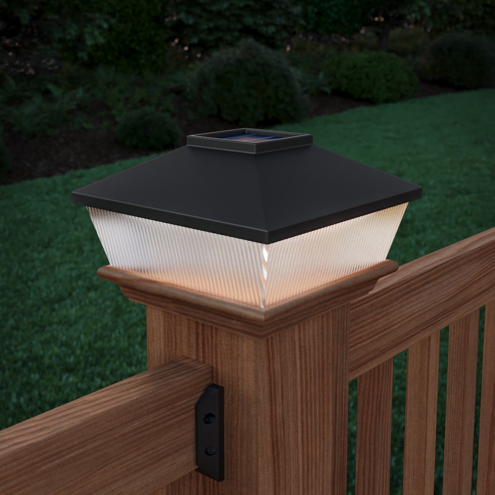 Deckorators 6-in x 6-in 2.4-Lumen 1-Watt Black Solar LED Outdoor Post Cap Light (6500 K)