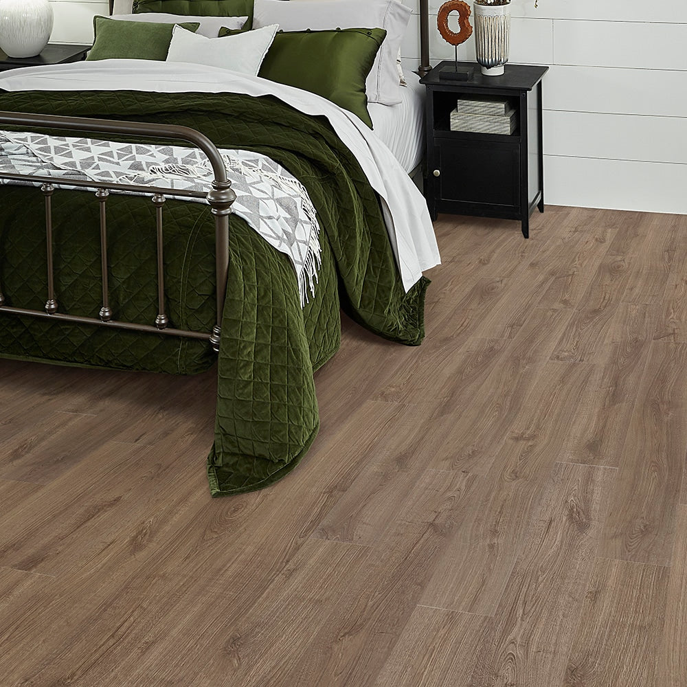 Pergo DuraCraft Dresden Oak Gray Waterproof Luxury Vinyl Plank Flooring