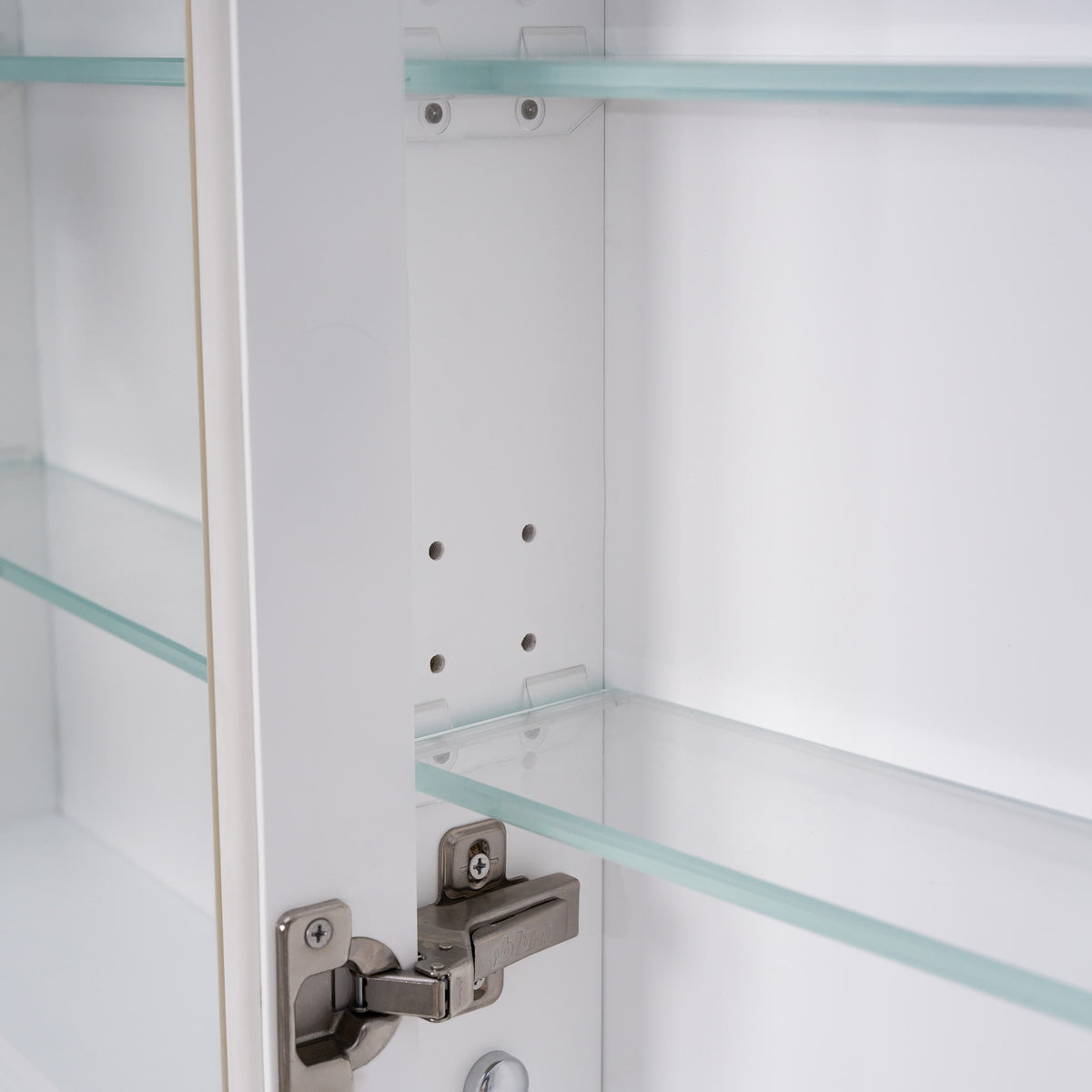WELLFOR GRACE Solid Wood 24-in x 32-in Recessed Mount White Mirrored Soft Close Medicine Cabinet