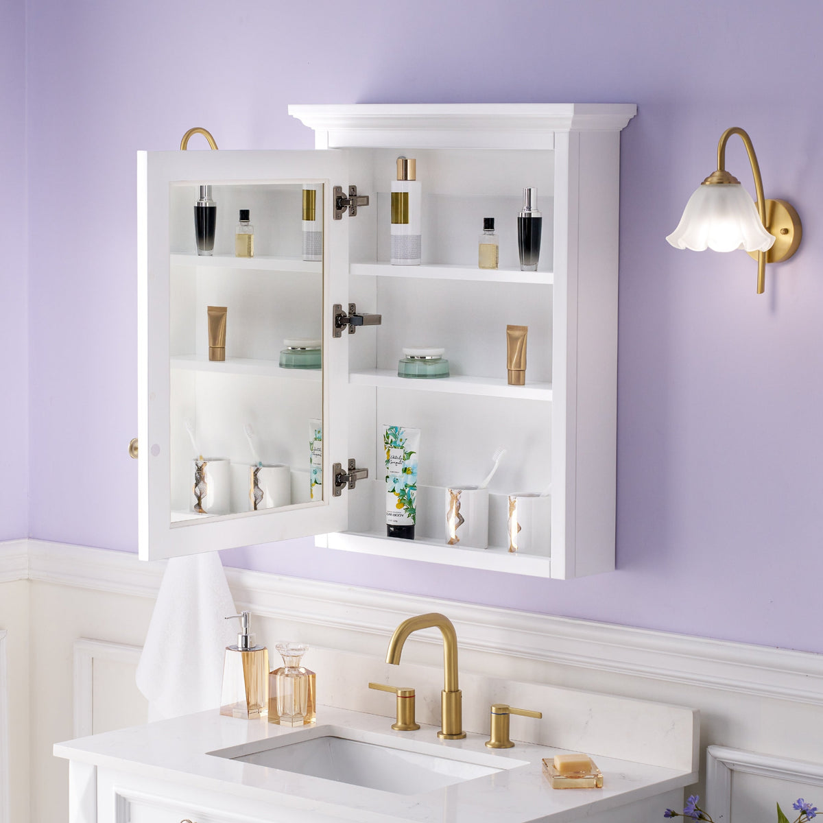 WELLFOR GRACE Solid Wood 24-in x 30-in Surface Mount White Mirrored Soft Close Medicine Cabinet