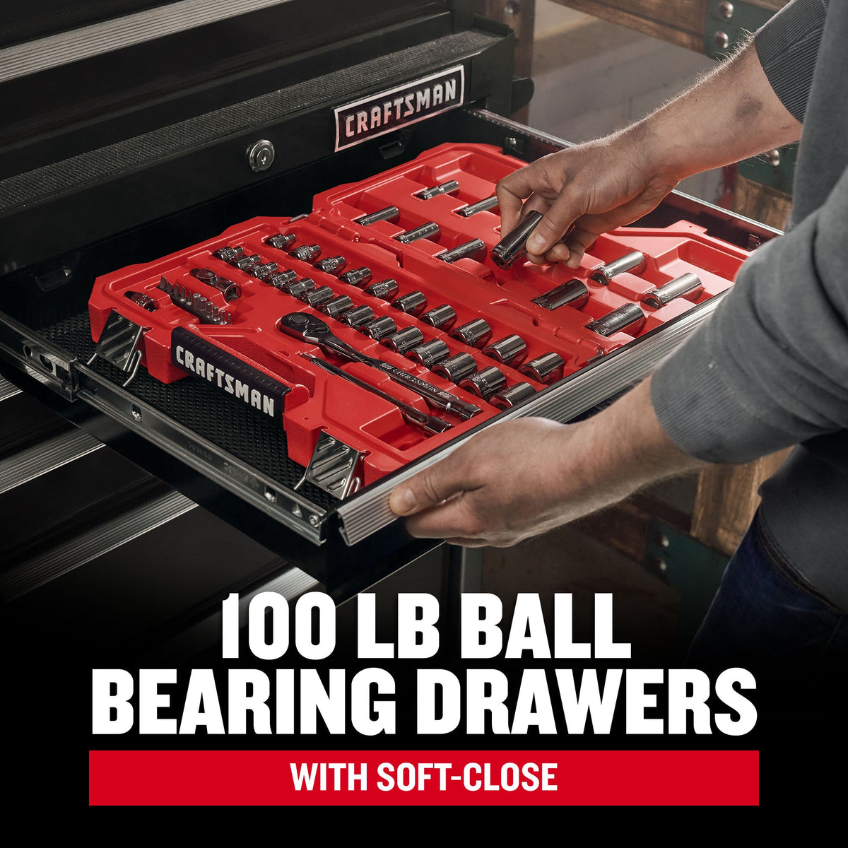 CRAFTSMAN 2000 Series 51.5-in W x 24.7-in H 8-Drawer Steel Tool Chest (Black)