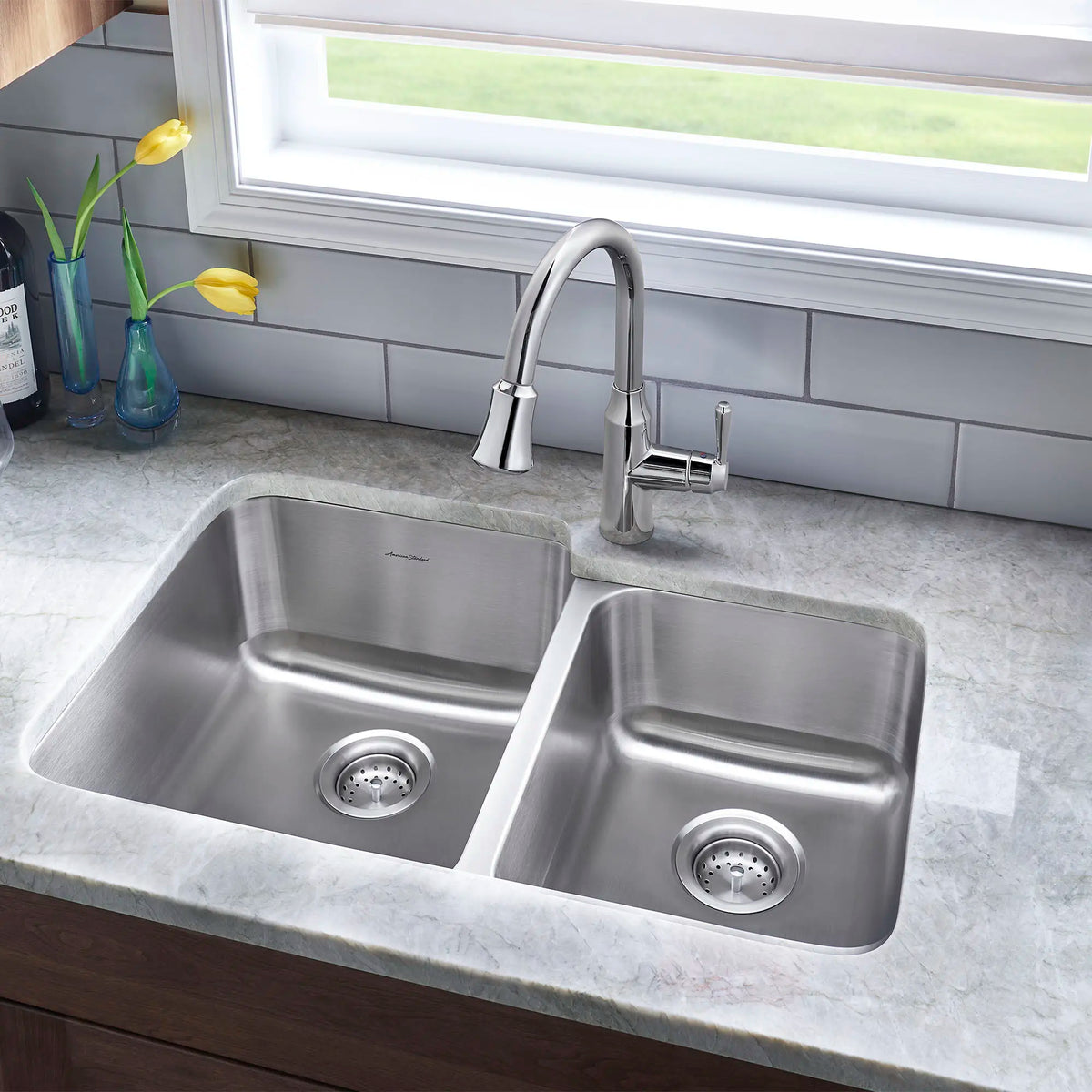 American Standard Danville 31-in x 20-in Stainless Steel Double Offset Bowl Undermount Residential Kitchen Sink