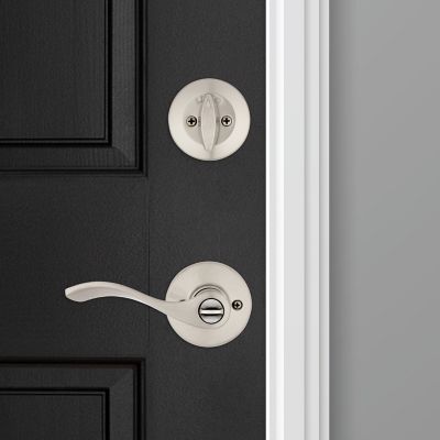 Balboa 690 Venetian Bronze Keyed Entry Door Lever and Single Cylinder Deadbolt Combo Pack by Kwikset