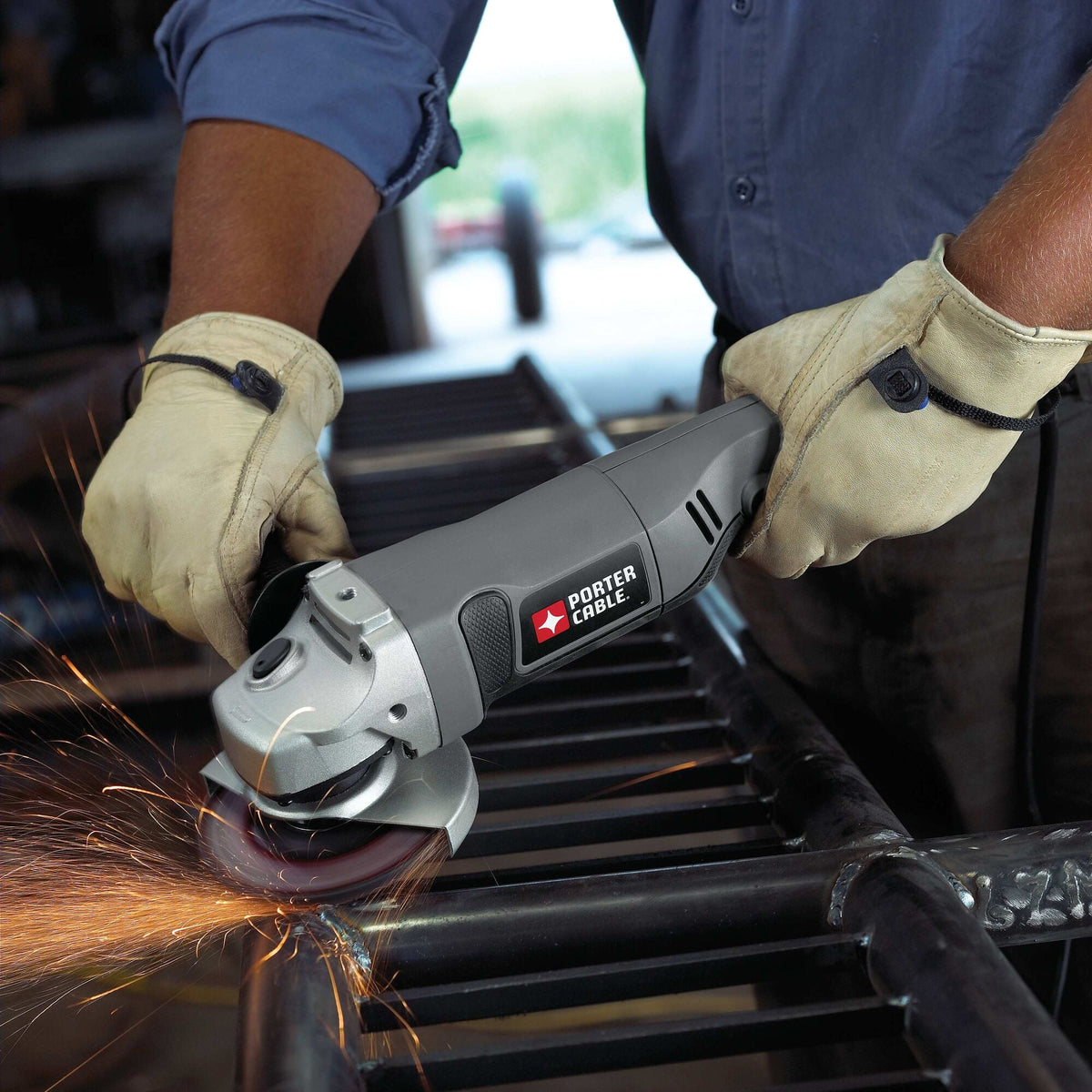 PORTER-CABLE 4.5-in 7.5-Amp Trigger Switch Corded Angle Grinder (PC750AG)