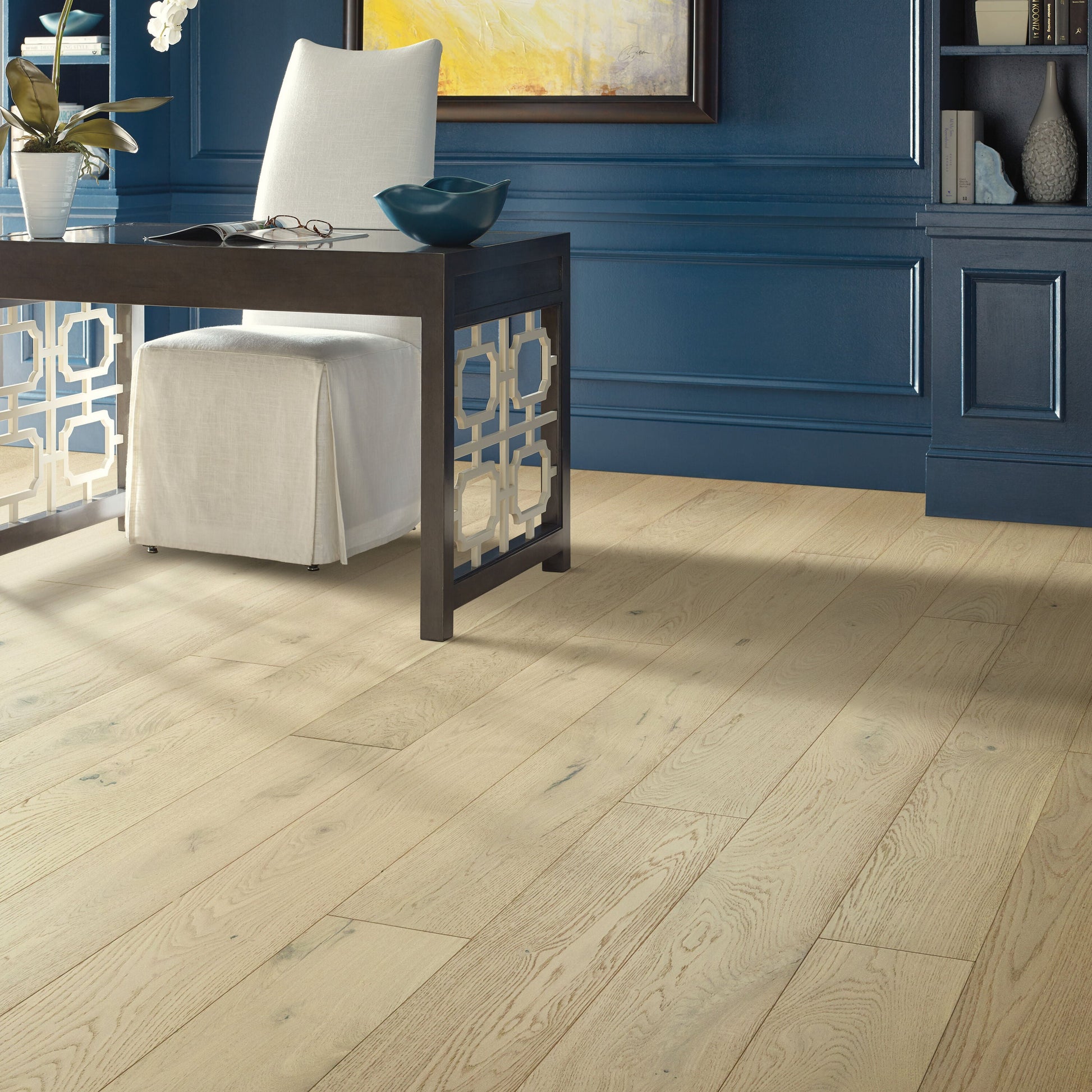 Shaw White oak Sully Creek hardwood flooring — installed room view