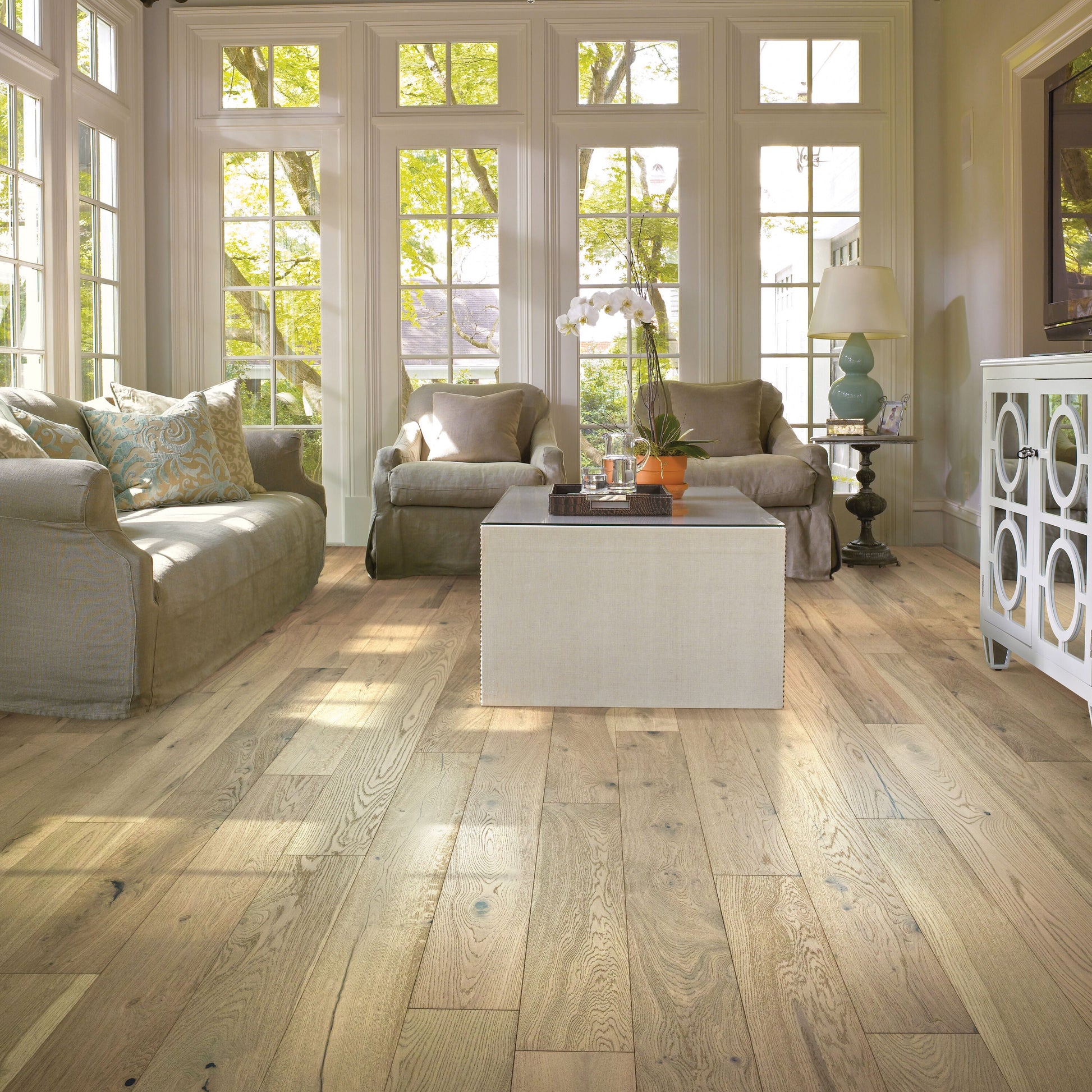 Shaw White oak Billings hardwood flooring — installed room view