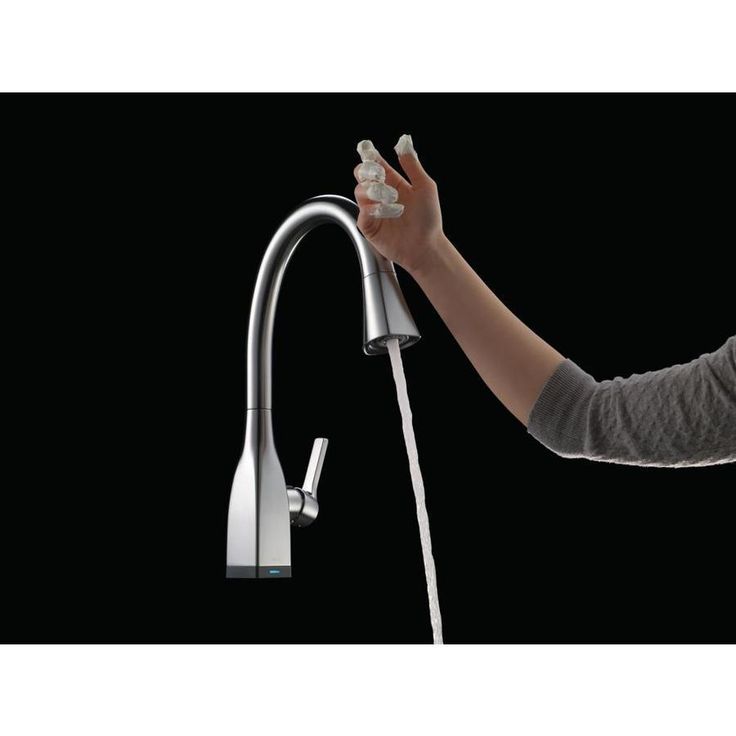 Delta Mateo Touch2O Arctic Stainless 1-Handle Deck-Mount Pull-Down Touch Kitchen Faucet