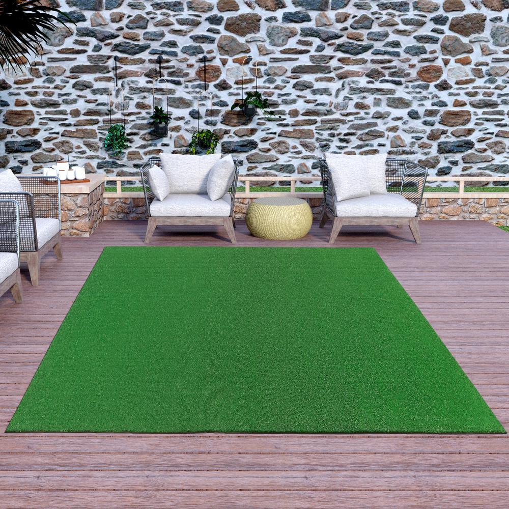 Ottomanson Evergreen Collection 6 ft. 7 in. x 9 ft. 3 in. Artificial Grass Carpet - Super Arbor