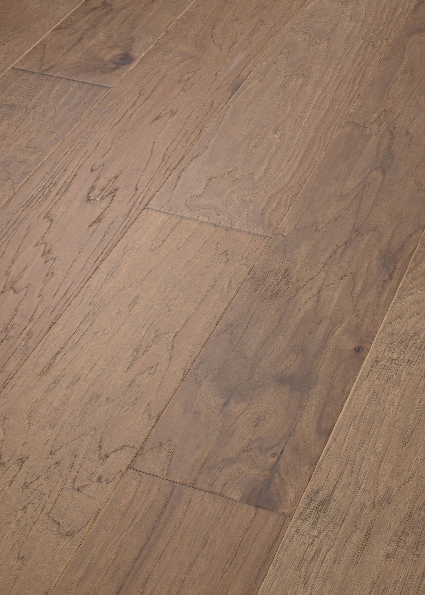 Shaw Hickory Jennings hardwood flooring — color and finish detail
