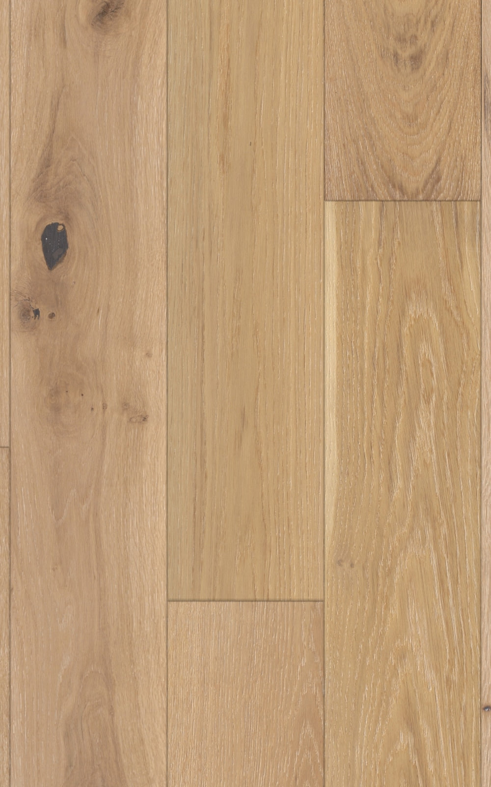 Shaw Oak Adirondack hardwood flooring — color and finish detail