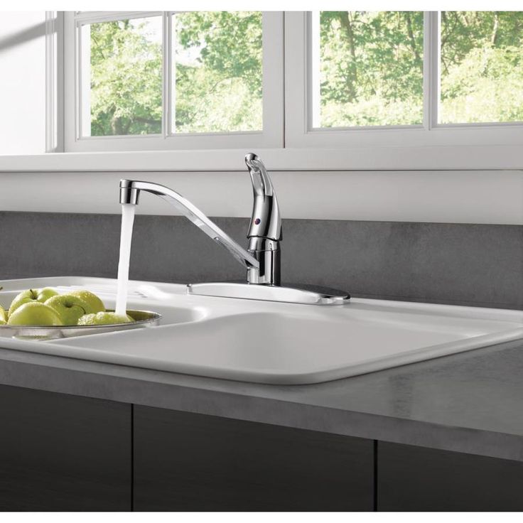 Peerless Chrome 1-Handle Deck-Mount Low-Arc Handle Kitchen Faucet (Deck Plate Included)