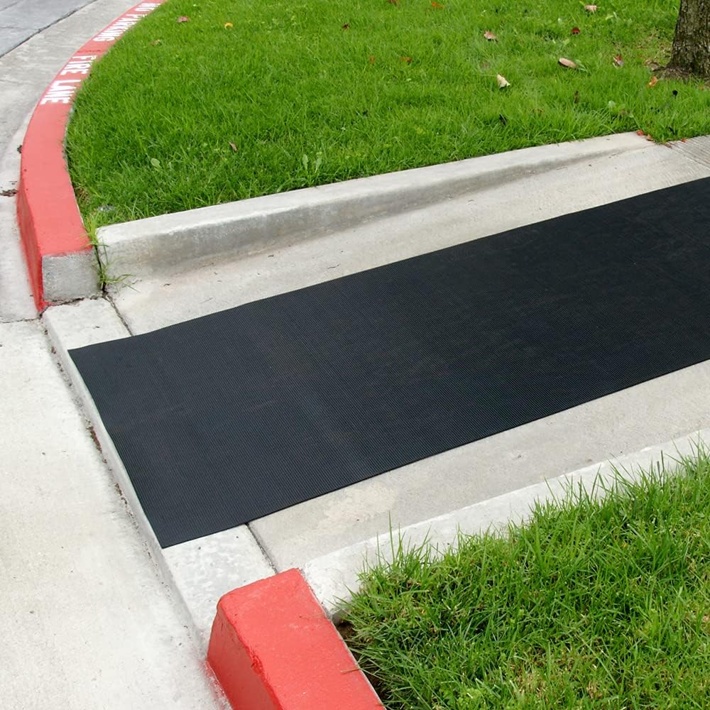 Rubber-Cal Ramp-Cleat Non-Slip Outdoor Rubber Mat, 1/8 in Thick, 3 ft x 8 ft