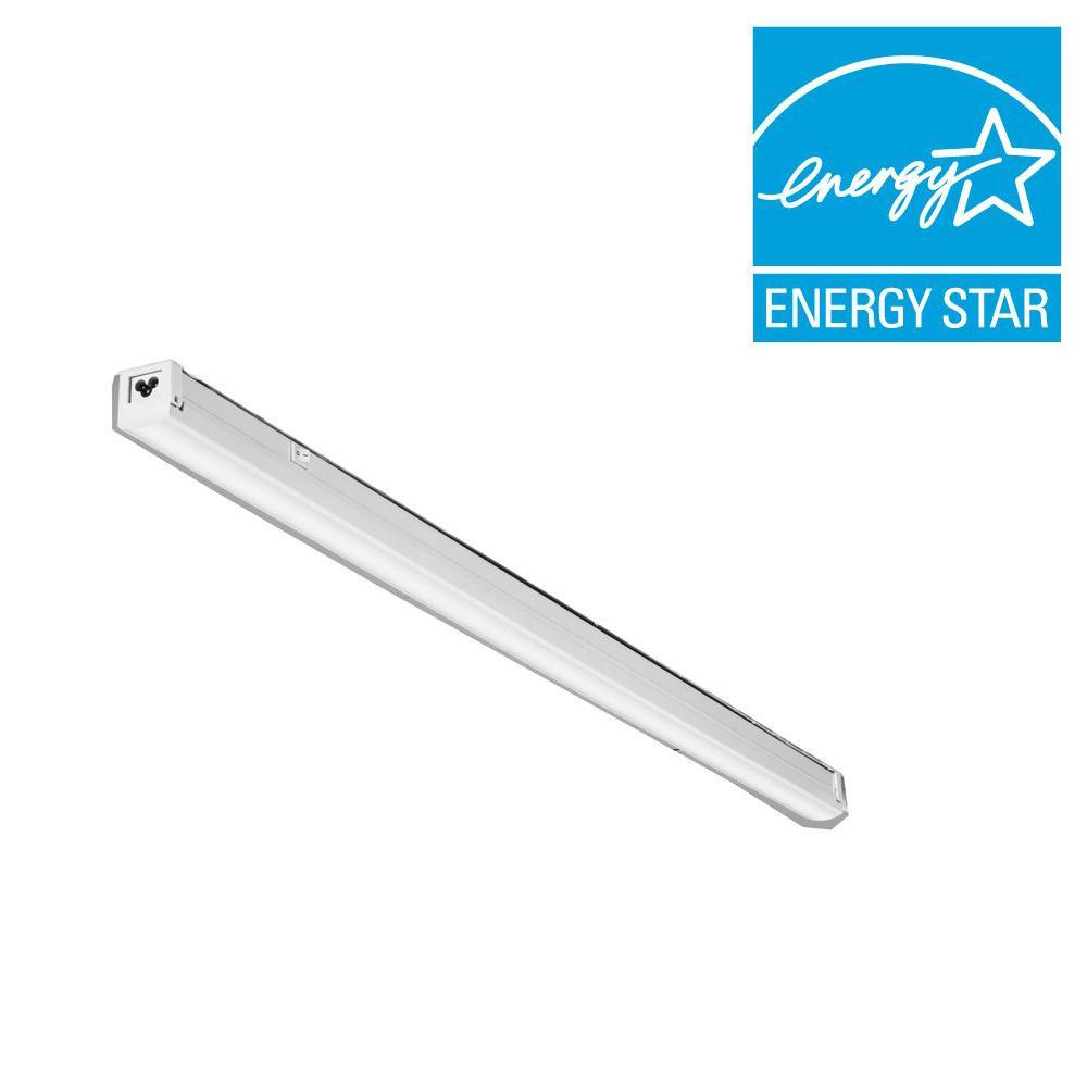 MNLK L48 830 M4 Linkable 4 ft. White LED Strip Light - Super Arbor