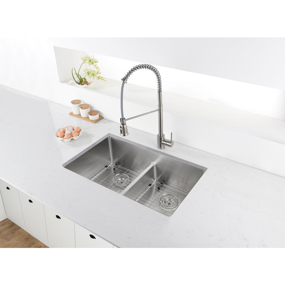 28 in. Low-Divide Double Bowl 60/40 Undermount Tight Radius 16-Gauge Stainless Steel Kitchen Sink - Super Arbor