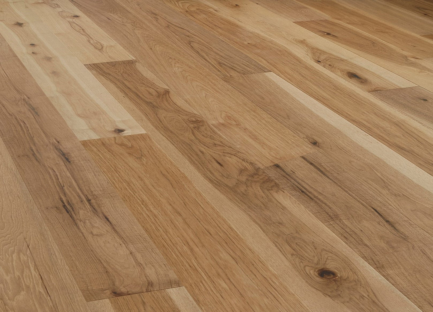 Element Flooring Hickory Hunter's Hollow hardwood flooring — carton and plank detail