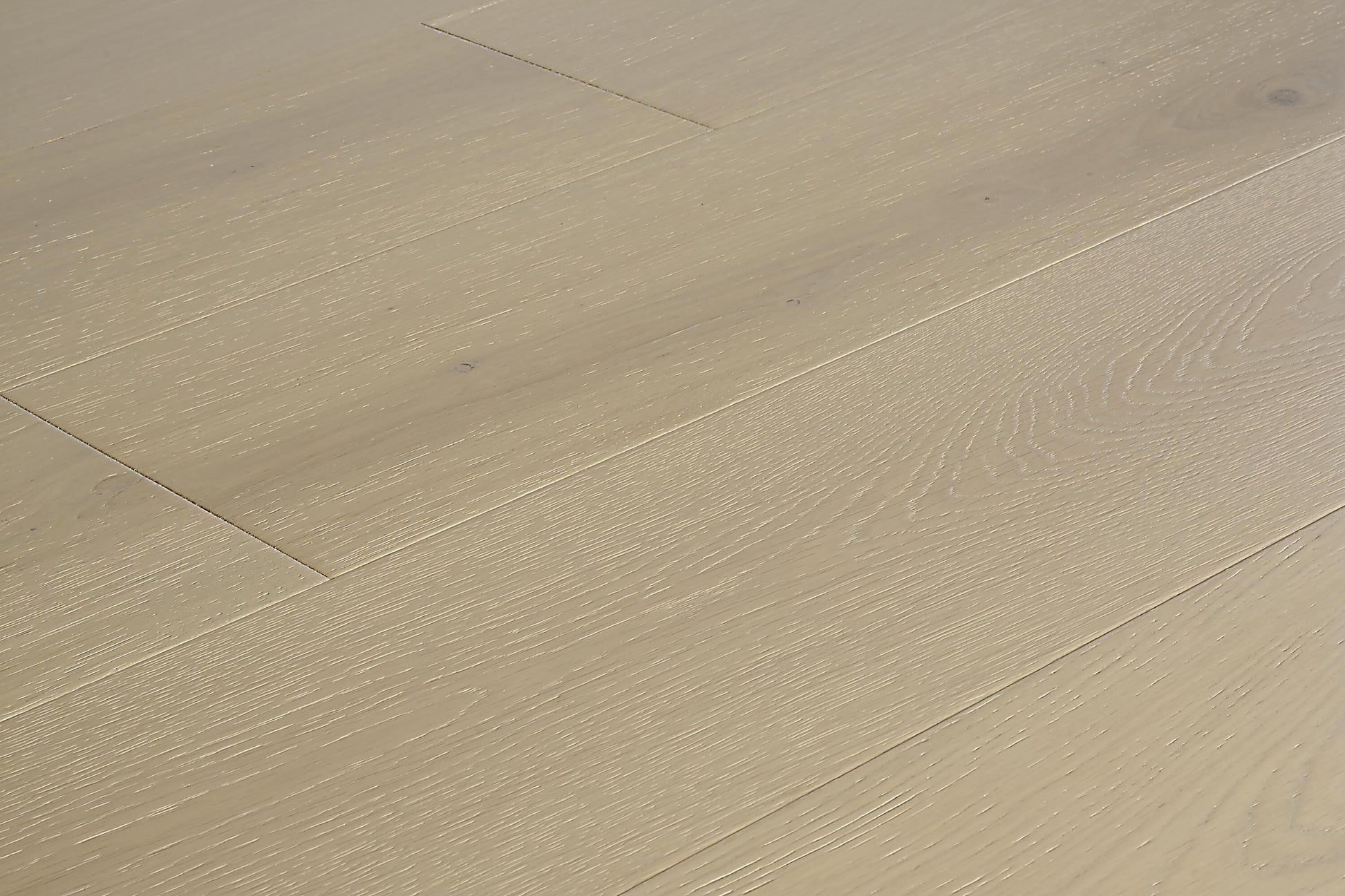 Element Flooring European white oak Coster hardwood flooring — carton and plank detail
