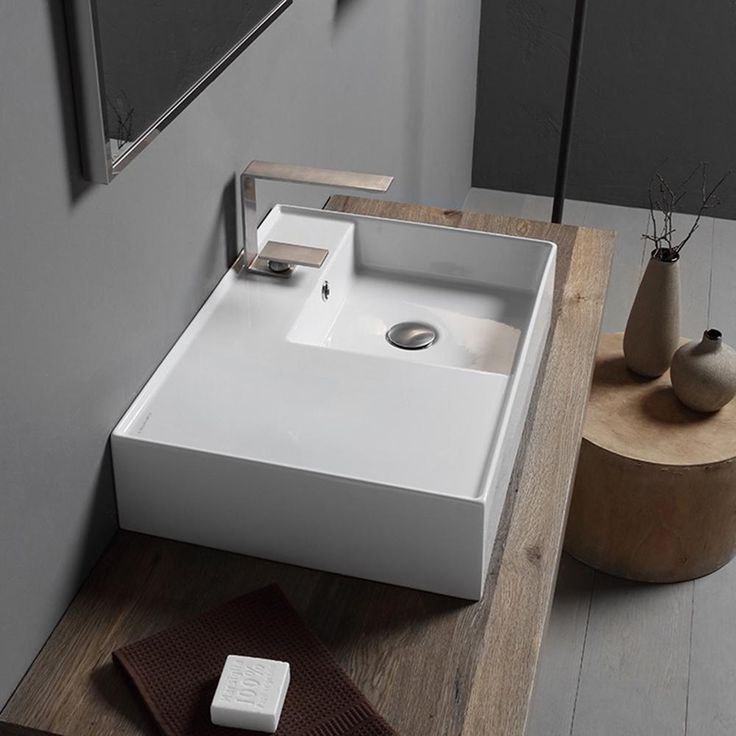 Nameeks Teorema Wall Mounted Bathroom Sink in White
