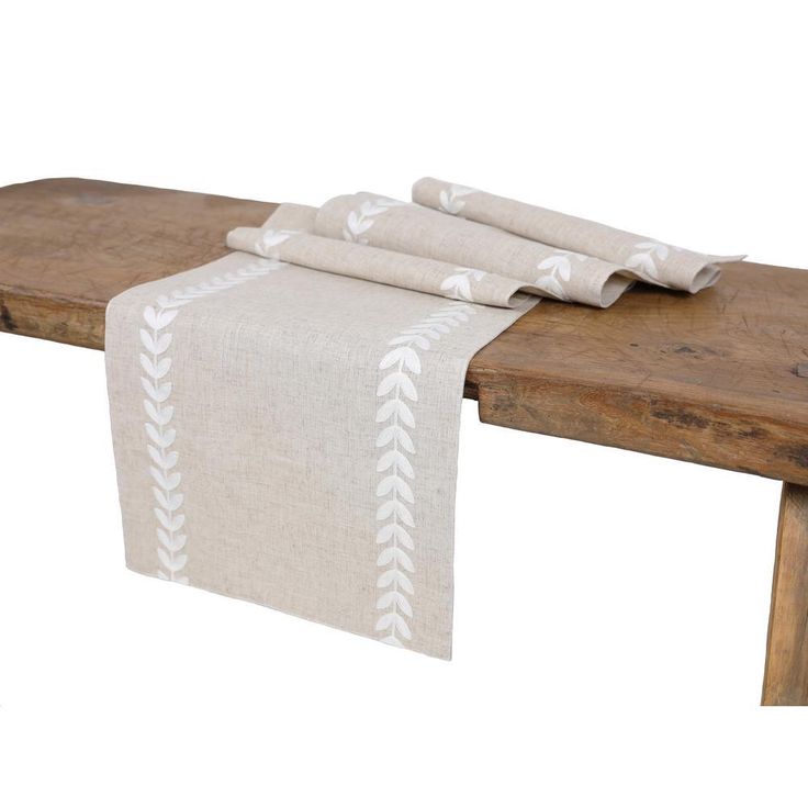 15 in. x 108 in. Cute Leaves Crewel Embroidered Table Runner, White/Natural