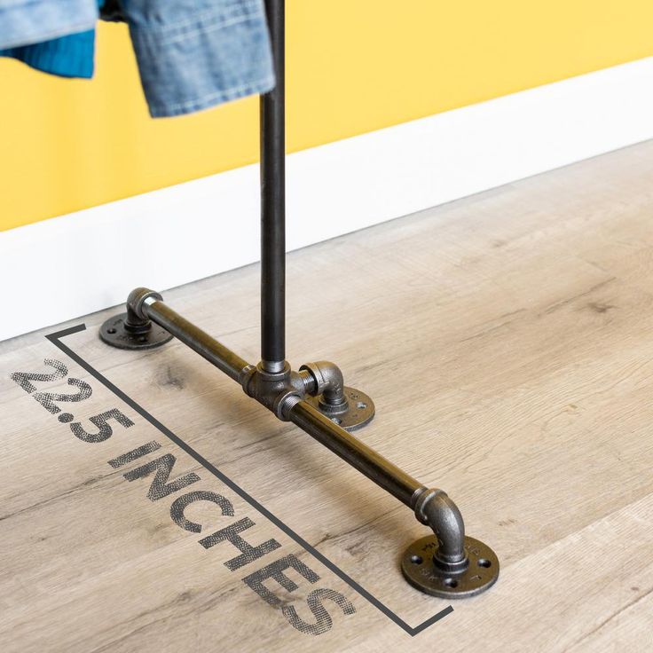 1/2 in. x 3.5 ft. L Black Pipe Freestanding Clothing Rack Kit