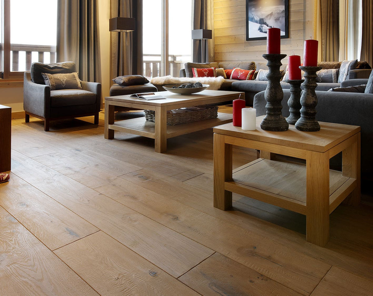 Solidfloor Oak Kinabalu hardwood flooring — installed room view
