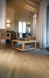 Solidfloor Oak Kinabalu hardwood flooring — color and finish detail
