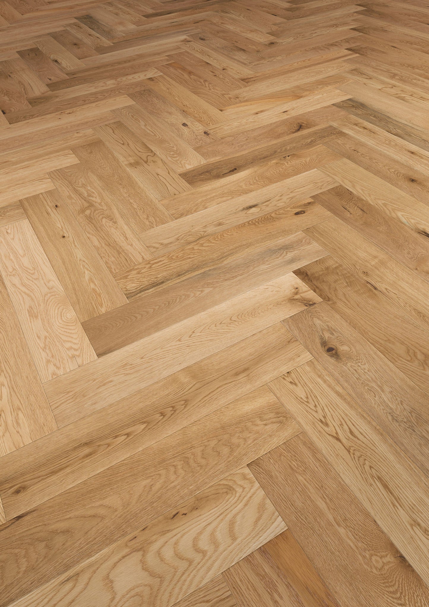 Solidfloor Oak Windsor Herringbone hardwood flooring — carton and plank detail