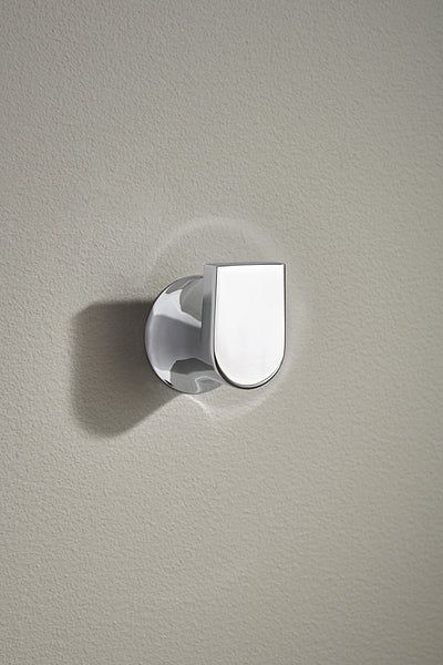 Genta Single Robe Hook in Chrome