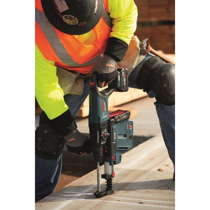Bosch Bulldog Tough 4-Cutter 6-in Alloy Steel Masonry Drill Bit for SDS-Plus Drill