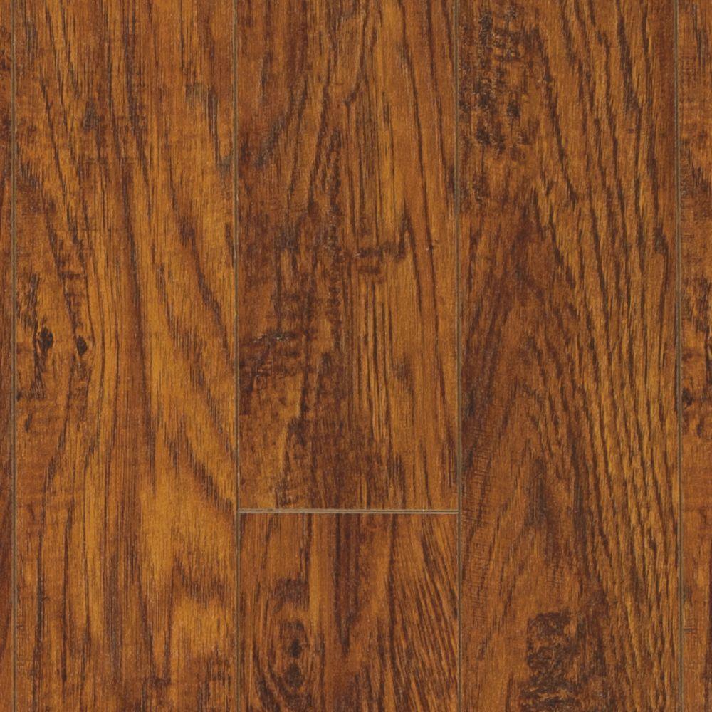Pergo XP Royal Oak 10 mm T x 7.48 in. W x 47.24 in. L Laminate Flooring (1079.65 sq. ft. / pallet)