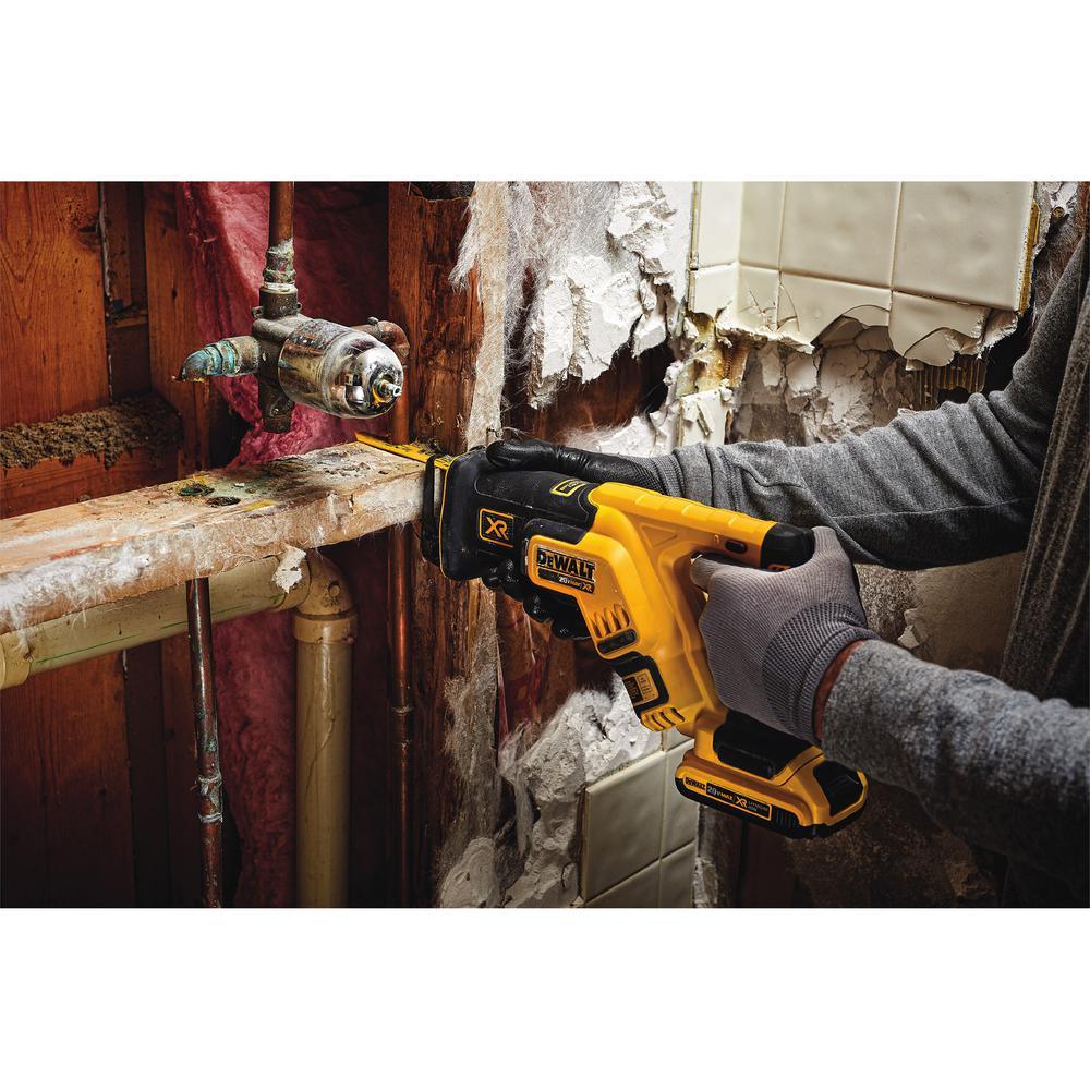 20-Volt MAX XR Lithium-Ion Cordless Brushless Compact Reciprocating Saw Kit with Battery 5Ah, Charger and Contractor Bag - Super Arbor