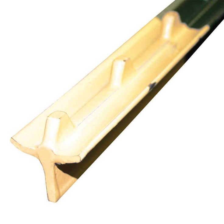 Everbilt 1-3/4 in. x 3-1/2 in. x 8 ft. Green Steel Fence T-Post with Anchor Plate