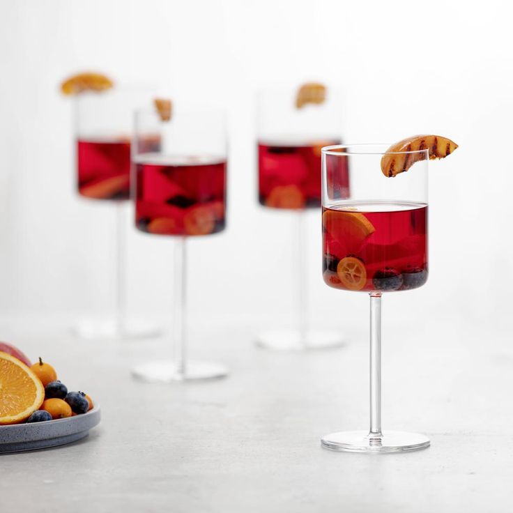 14.9 fl. oz. SZ Tritan Modo Red Wine Glasses (Set of 4)