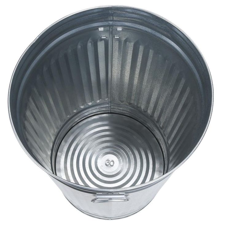 Behrens 31-Gallon Silver/Galvanized Metal Trash Can with Lid