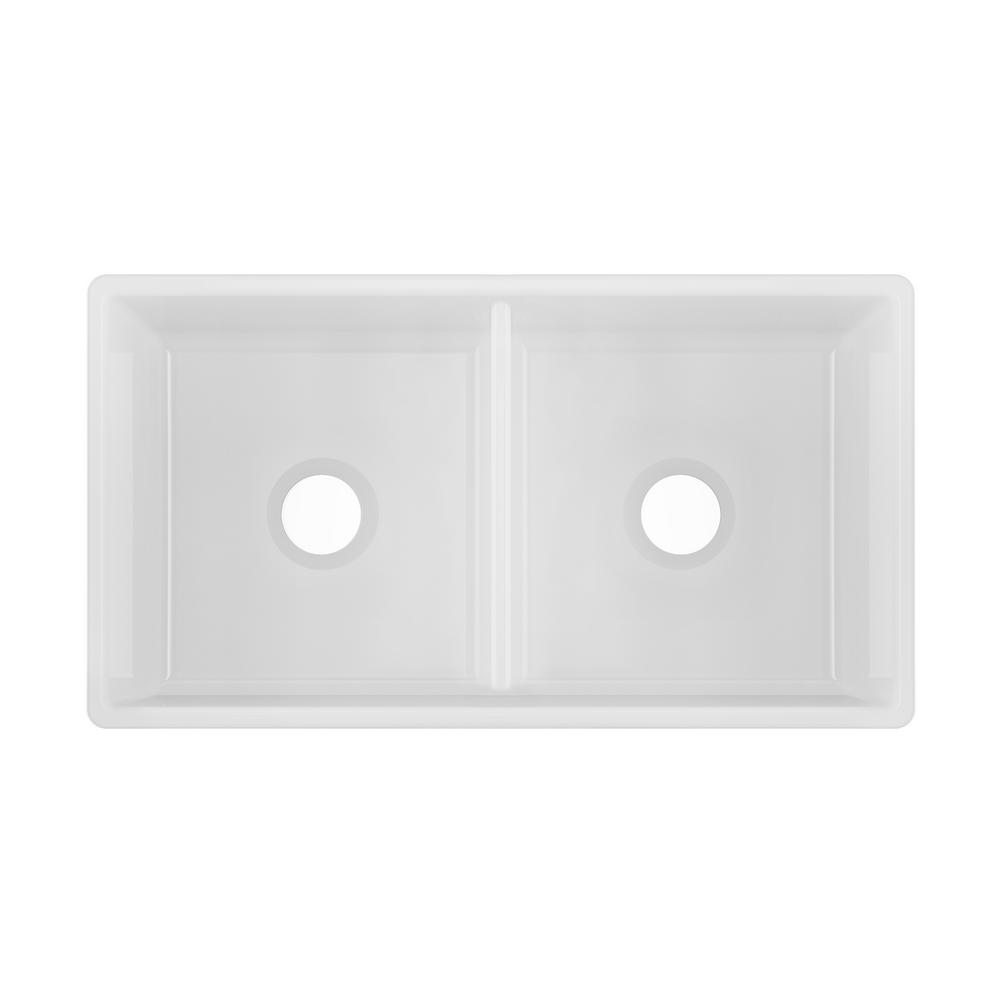 Farmhouse Apron Front Fireclay 33 in. 50/50 Double Bowl Kitchen Sink in White with Grids and Strainers