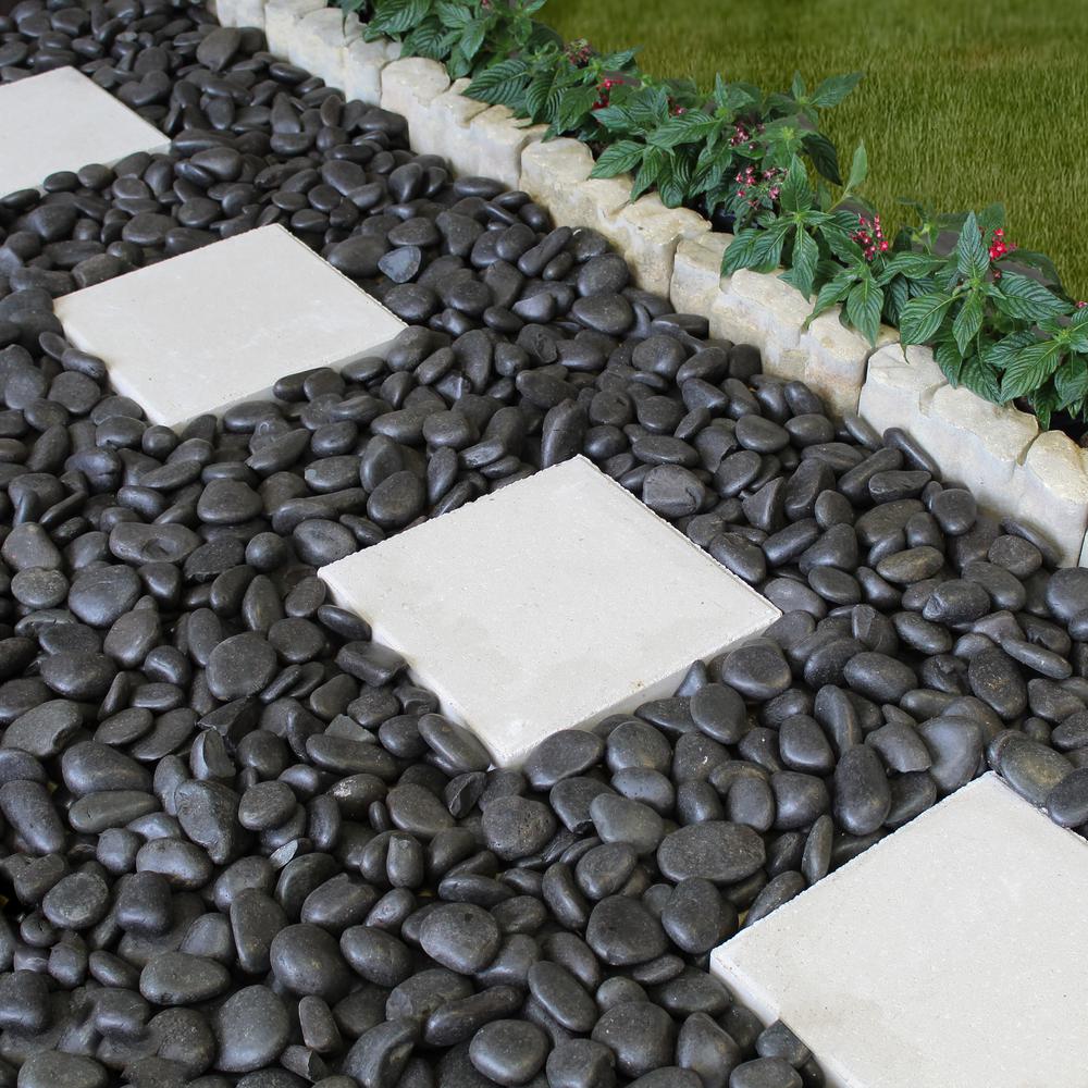 Rain Forest 2 in. to 3 in., 2200 lb. Large Black Grade A Polished Pebbles Super Sack