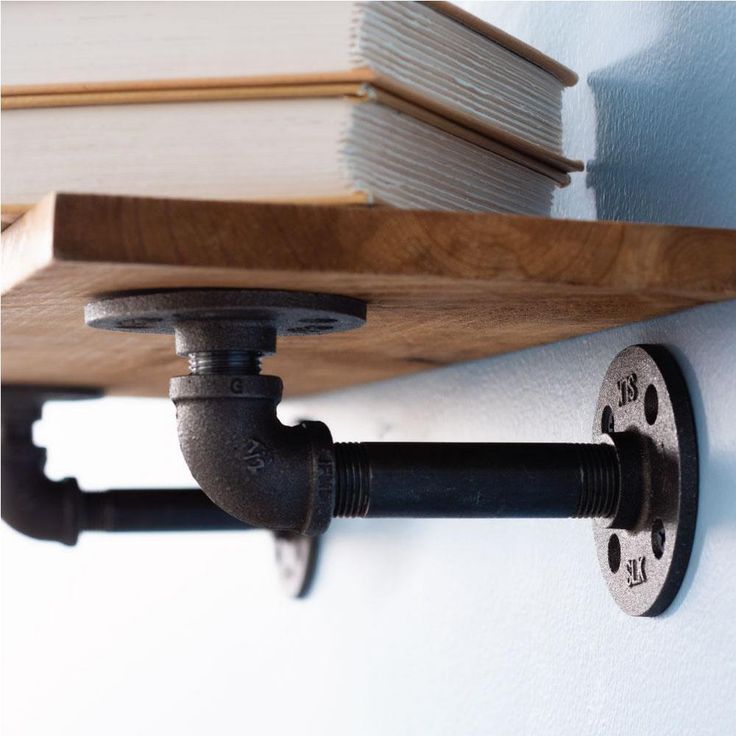 1/2 in. Black Pipe 5.75 in D x 2.5 in. H Wall Mounted Double Flange Shelf Bracket Kit (4-Pack)