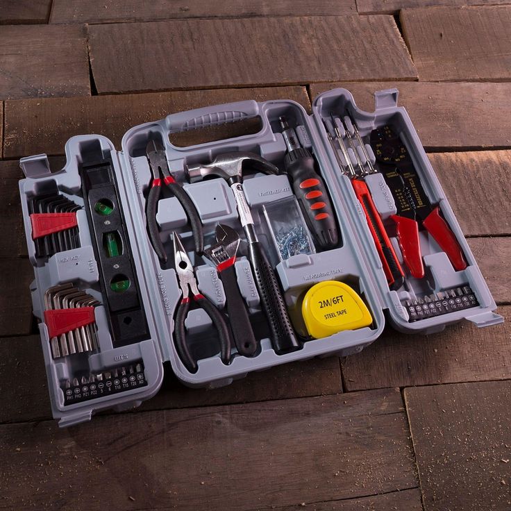 Stalwart 130-Piece Household Hand Tool Set