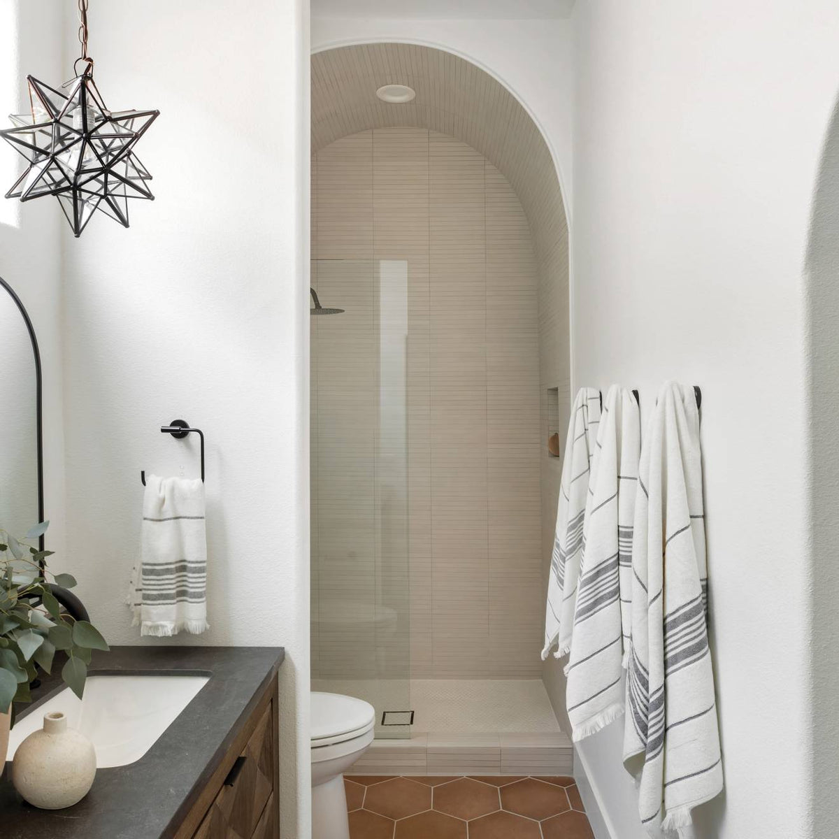 Bedrosians Makoto Umi Terracotta 10-in x 11-in Matte Porcelain Floor and Wall Tile (10.76-sq. ft/ Carton)