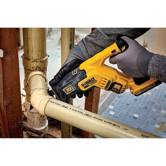 DEWALT 20-Volt MAX XR Cordless Brushless Compact Reciprocating Saw Kit with Two 5.0Ah Batteries, Charger and Bag