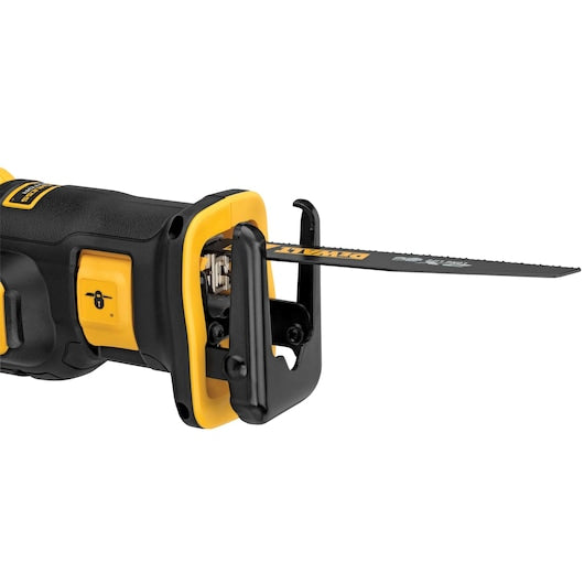 DEWALT 20-Volt MAX XR Cordless Brushless Compact Reciprocating Saw Kit with Two 5.0Ah Batteries, Charger and Bag