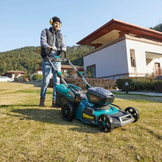 Electric Gardening Tools Factory 40V Battery Operated Lawn Mower with Metal Chasis