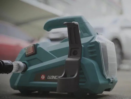 Liangye 18V Cordless Portable Battery Power High Pressure Car Cleaner