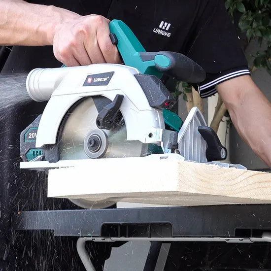 Liangye Battery Operated Power Tools 18V Brushless Cordless Electric Circular Wood Saw