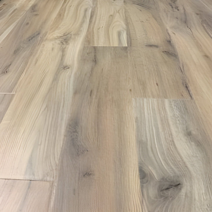 Outlast+ Linton Auburn Oak 12 mm T x 6.1 in. W Waterproof Laminate Wood Flooring (16.1 sqft/case)